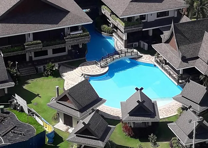 アパート Millionaire Tropical Paradise Penthouse Royal Palm マニラ市