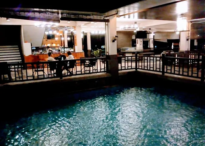 Millionaire Tropical Paradise Penthouse Royal Palm マニラ市