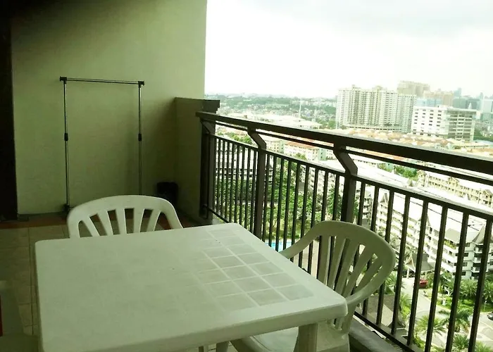 アパート Millionaire Tropical Paradise Penthouse Royal Palm マニラ市